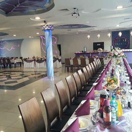 Restauracja Motel Halka Płock Kültér fotó